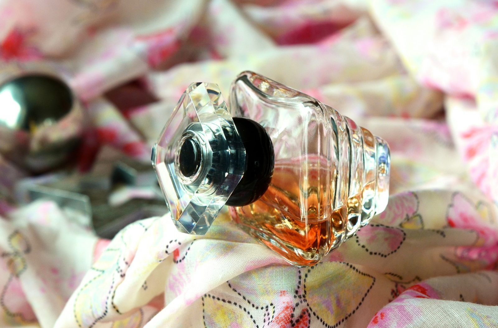 7 najpopularniejszych perfum damskich