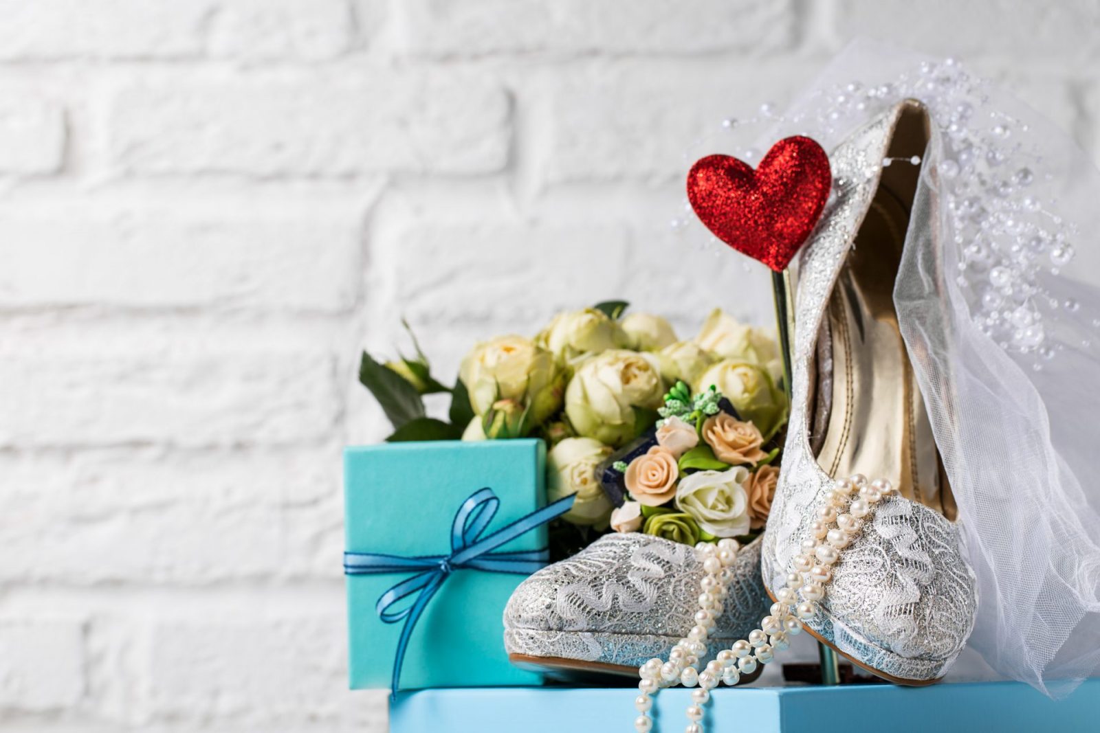Idealne buty na wesele – jak wybrać?
